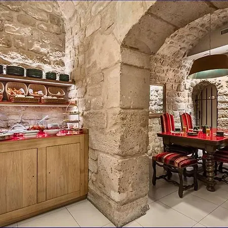 Hotel Saint-Paul Rive-Gauche 